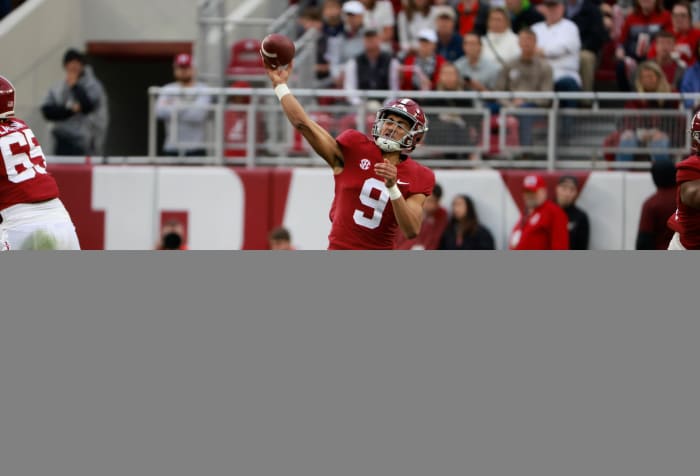 112622_MFB_YoungBr_Auburn_CTP5683